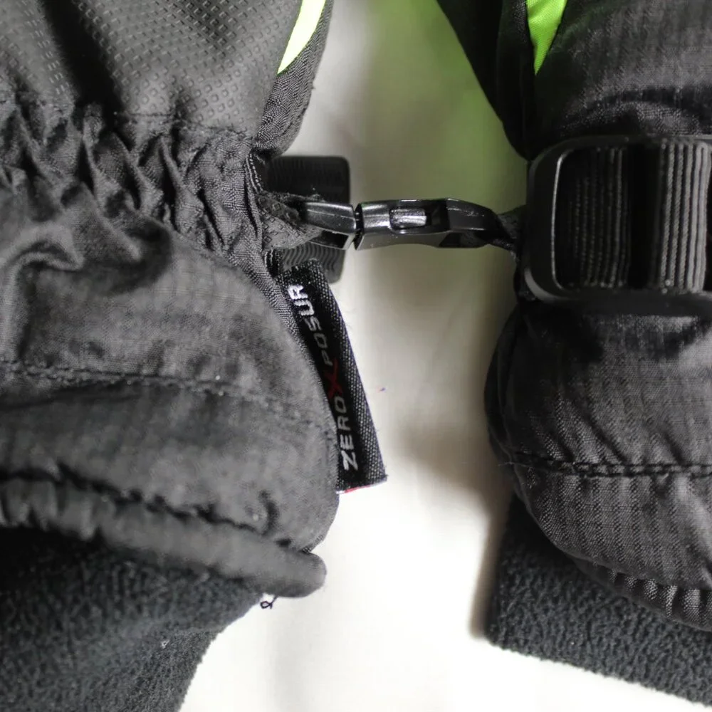 ZeroXposur Boys Large Black Insulated Winter Snow Gloves